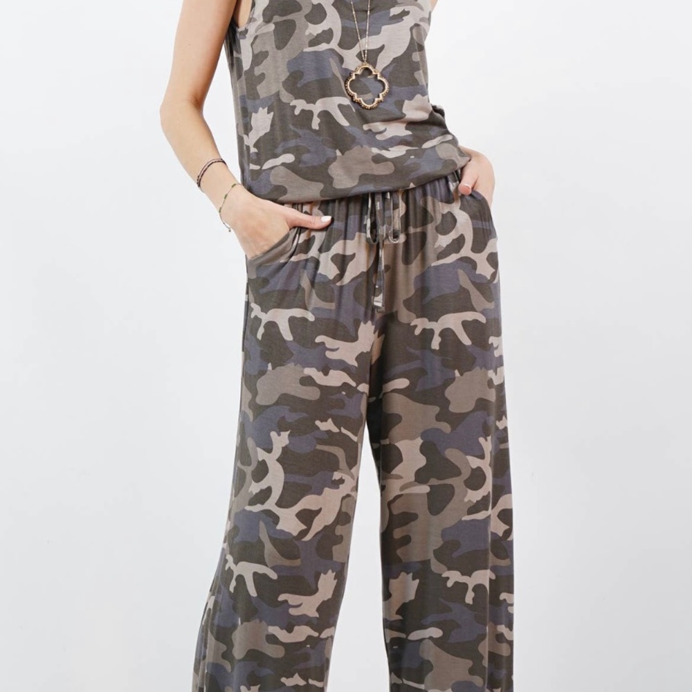 Camouflage Jumpsuit Wide leg
